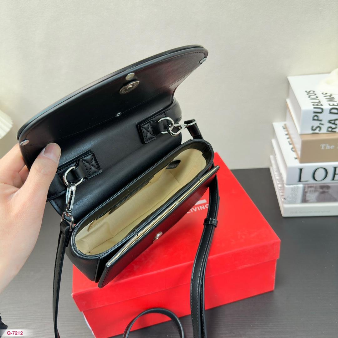 Replica Diesel Bag 19*12CM