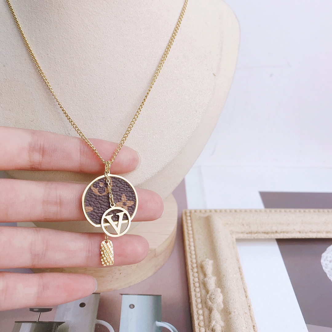 Replica LOUIS VUITTON Necklace