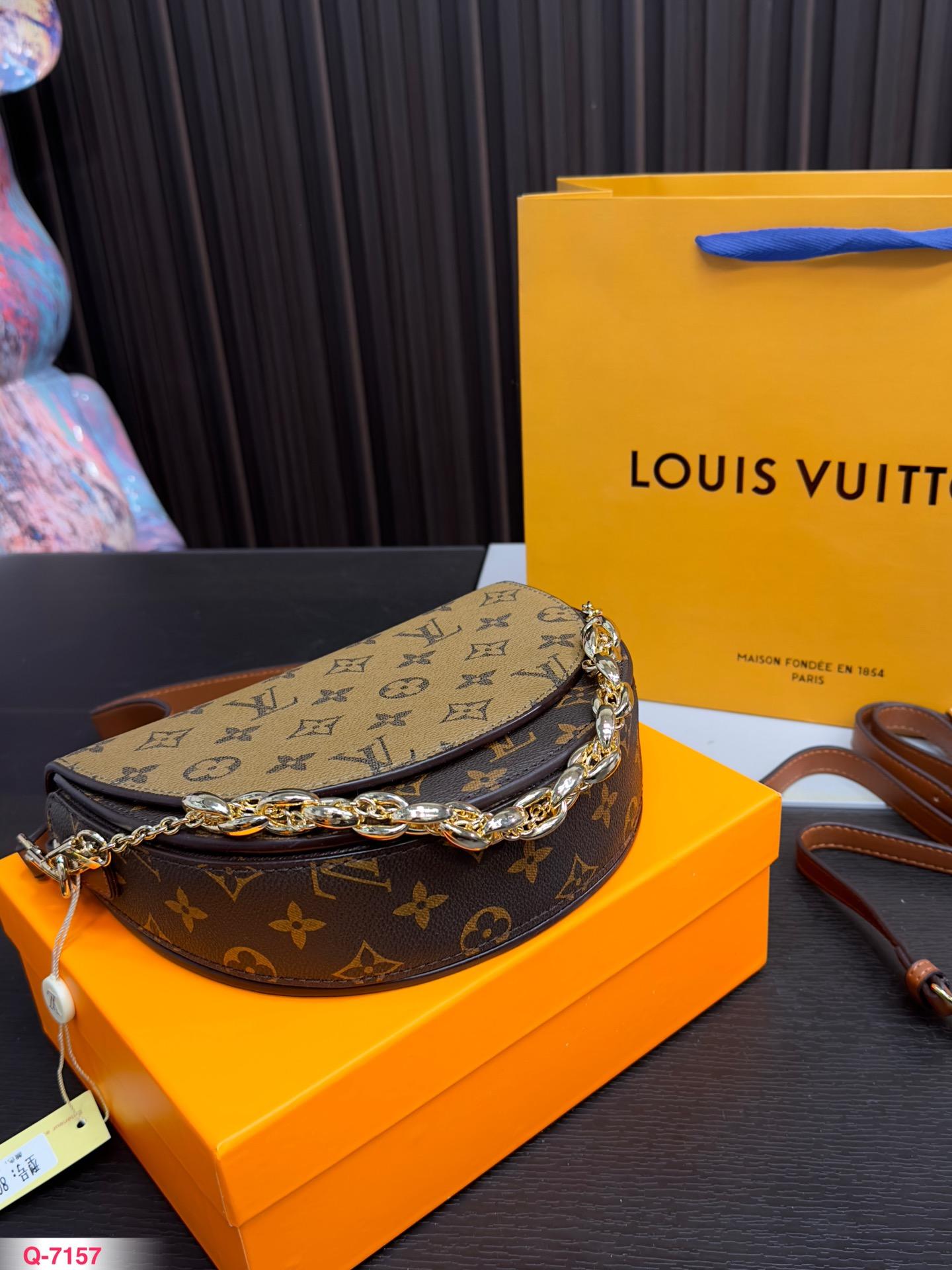 Replica Louis Vuitton Bag 20*16CM