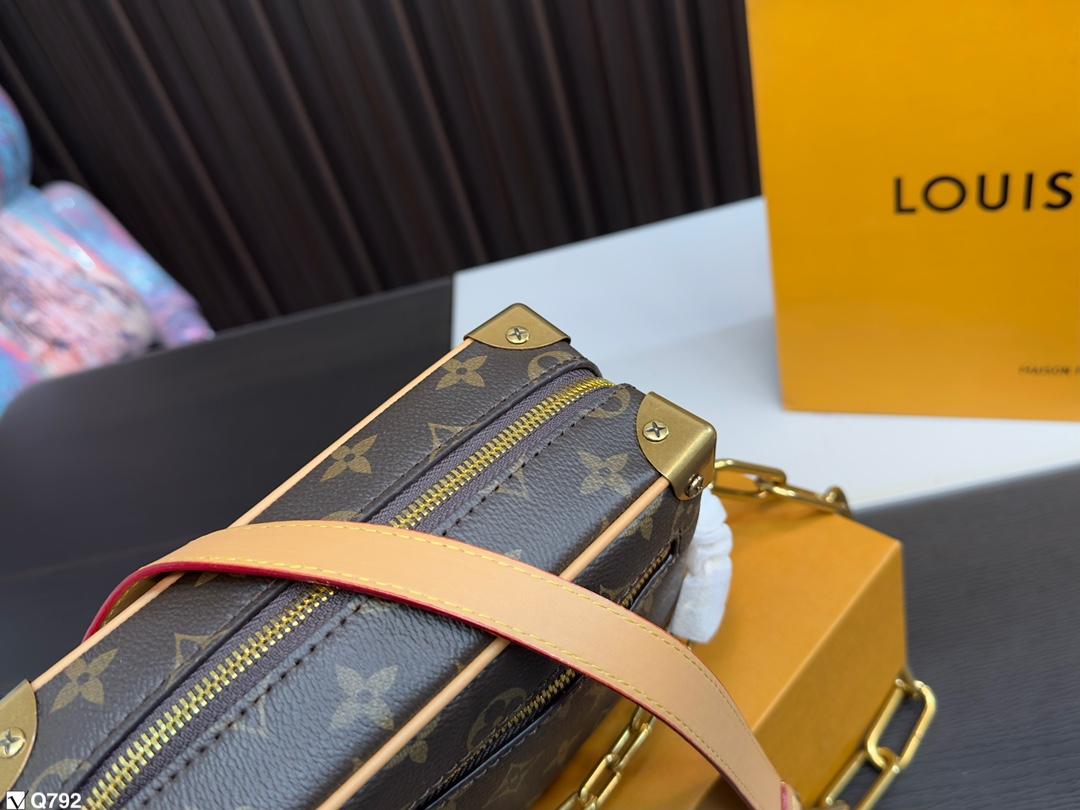 Replica Louis Vuitton Bag 18*12CM