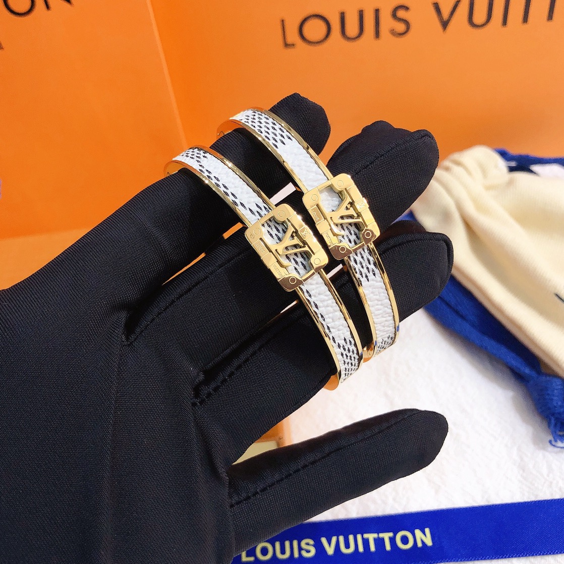 Replica LOUIS VUITTON Bangle