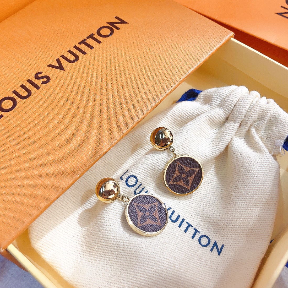 Replica LOUIS VUITTON Earring
