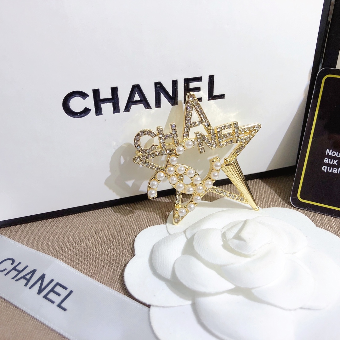 Replica CHANEL Brooch