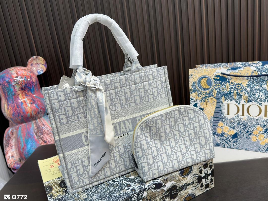 Replica Dior Bag 39*33CM/33*26CM