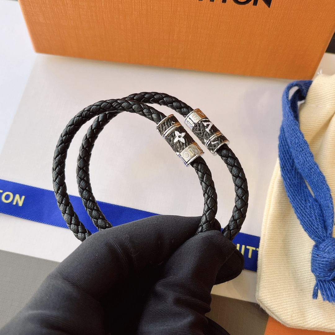 Replica LOUIS VUITTON Bangle