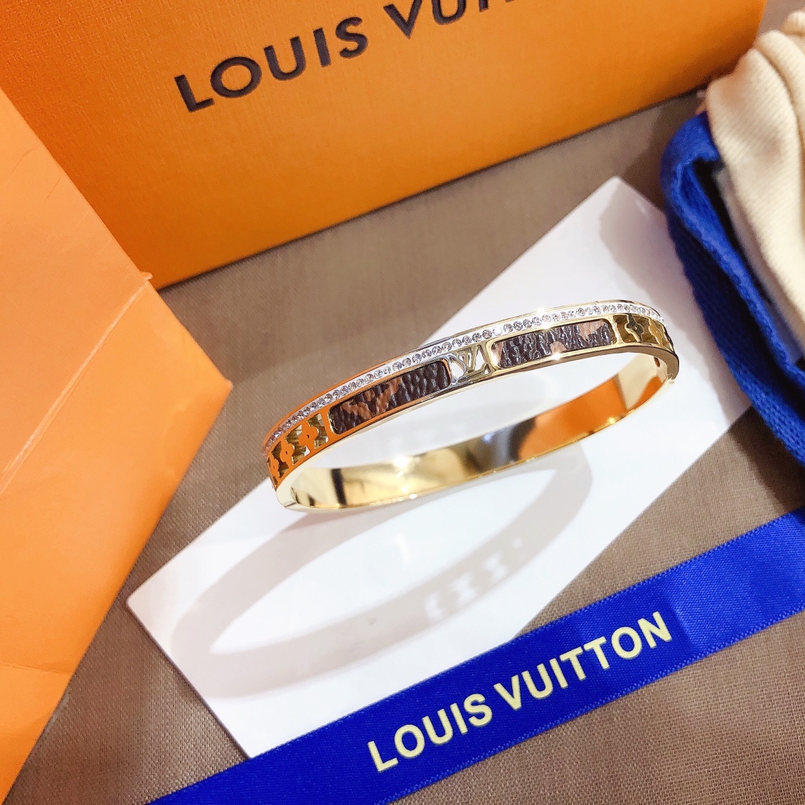 Replica LOUIS VUITTON Bangle