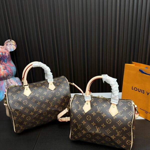 Replica Louis Vuitton Bag 25*18CM/30*21CM