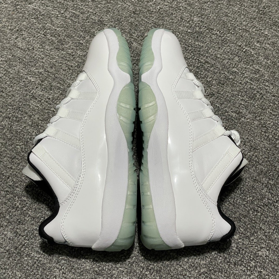 Replica Air Jordan Shoe Air Jordan 11 Retro LowLegend Blue AJ1111  _01929