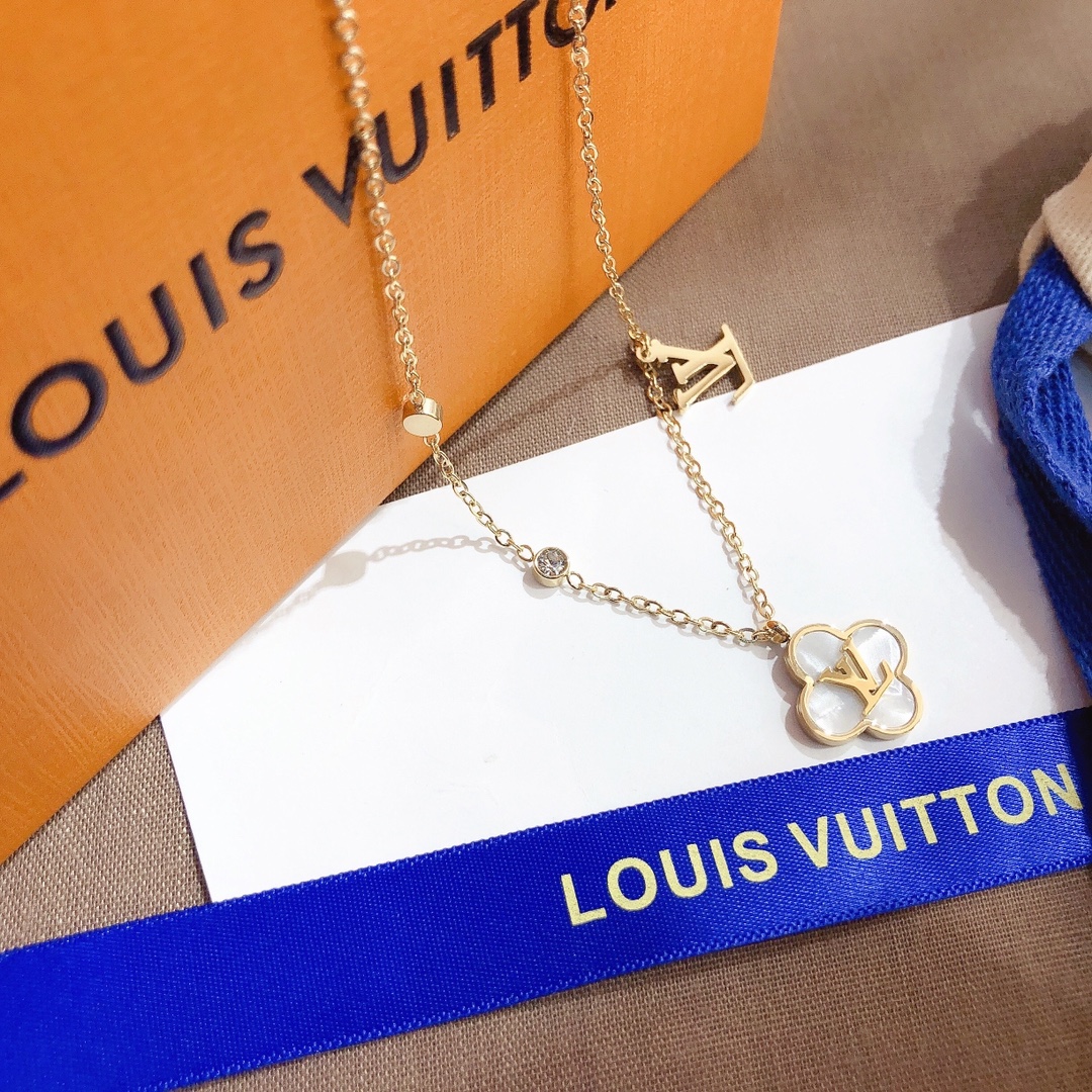 Replica LOUIS VUITTON Necklace