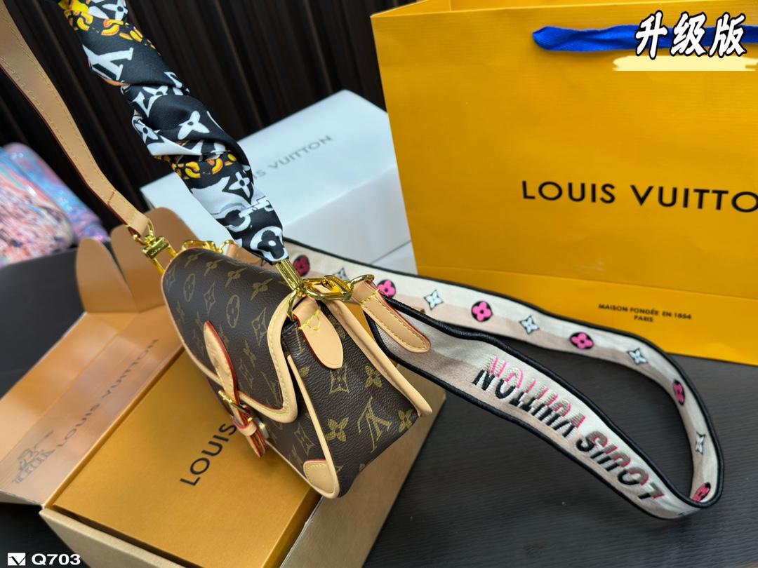 Replica Louis Vuitton Bag 24*16CM/20*12CM