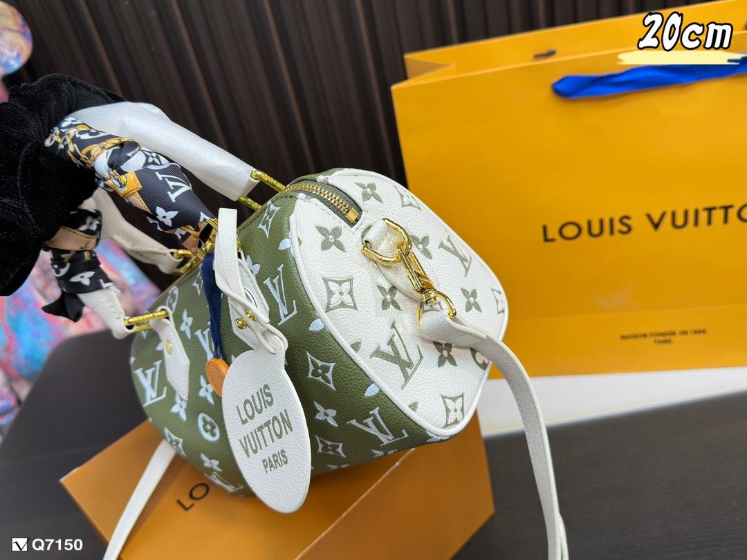 Replica Louis Vuitton Bag 13*CM