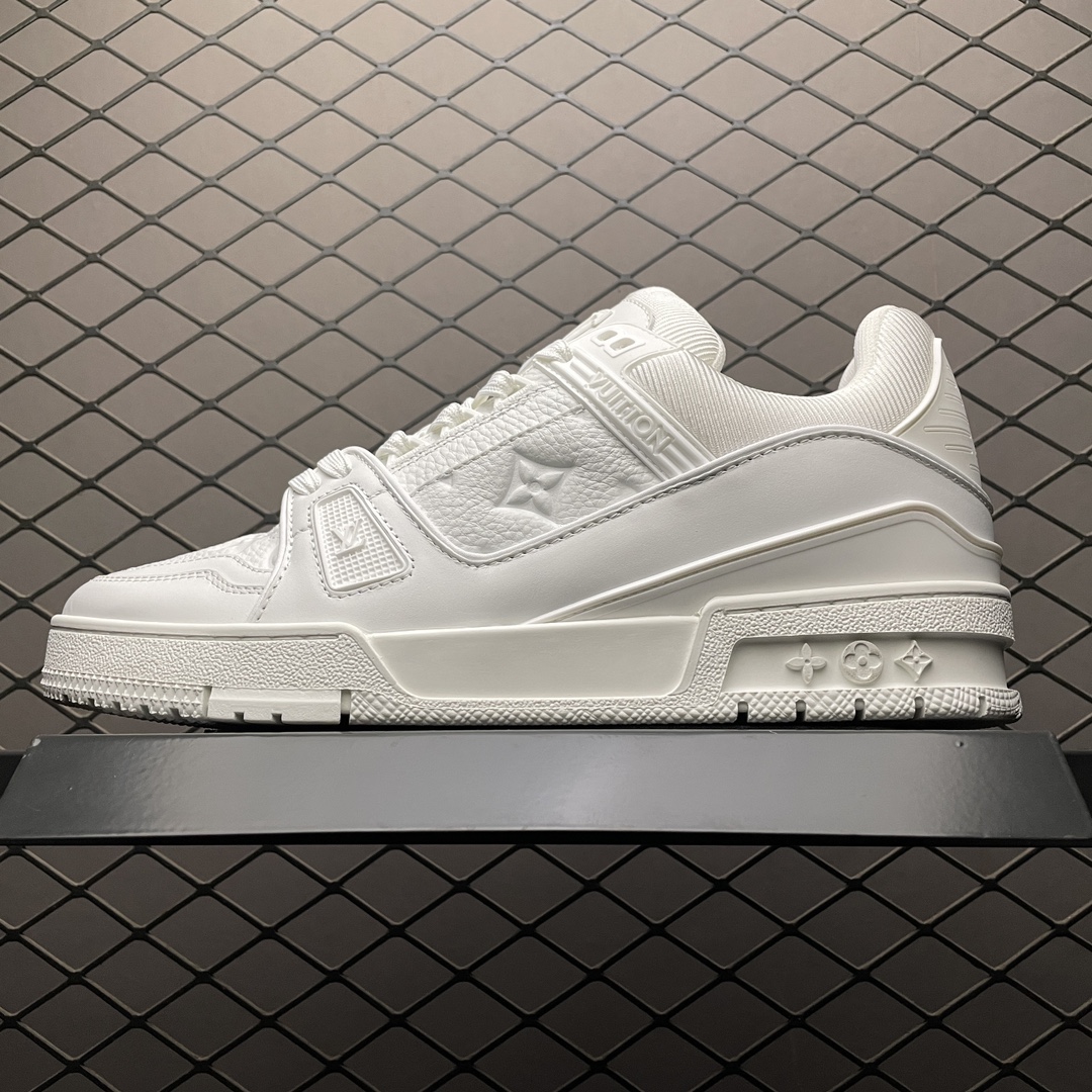 Replica Louis Vuitton Shoe Louis Vuitton LV Trainer Size 35-45 all White