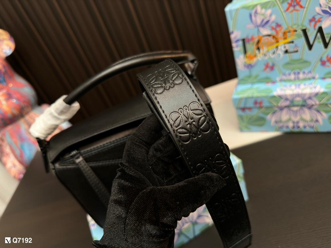Replica LOEWE Bag 14*23CM