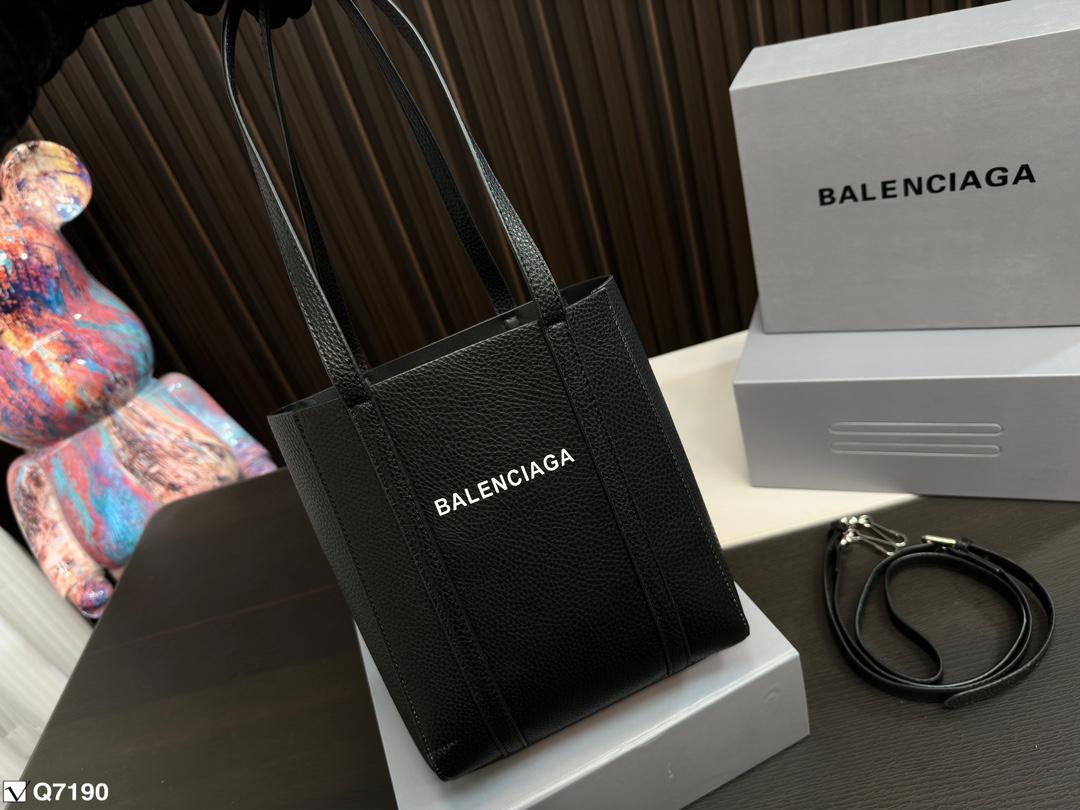 Replica Balenciaga Bag  19*6*23CM