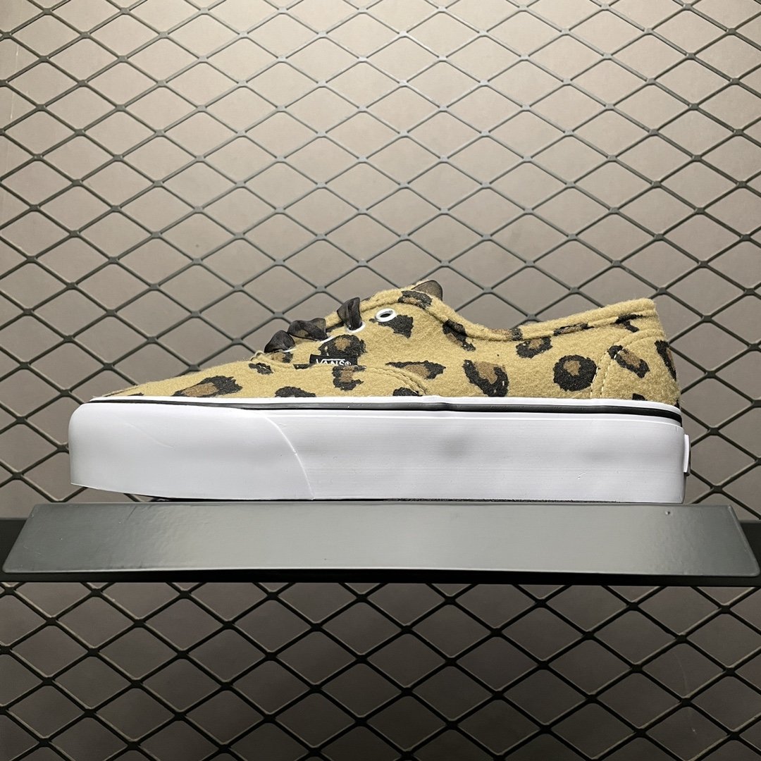 Replica Vans Shoe Vans Authentic 35-40 21EDDH14 b