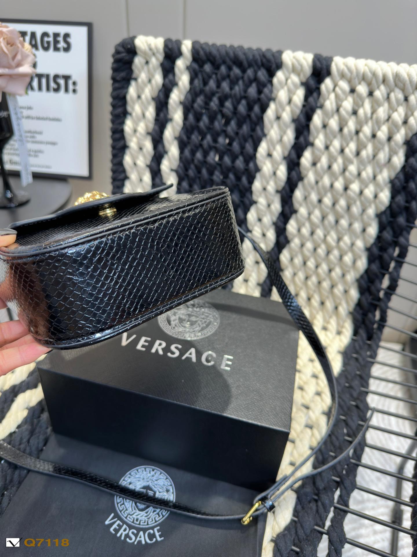 Replica VERSACE Bag 16.5*15CM