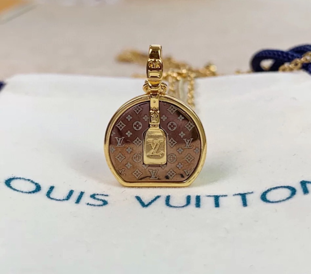 Replica LOUIS VUITTON Necklace