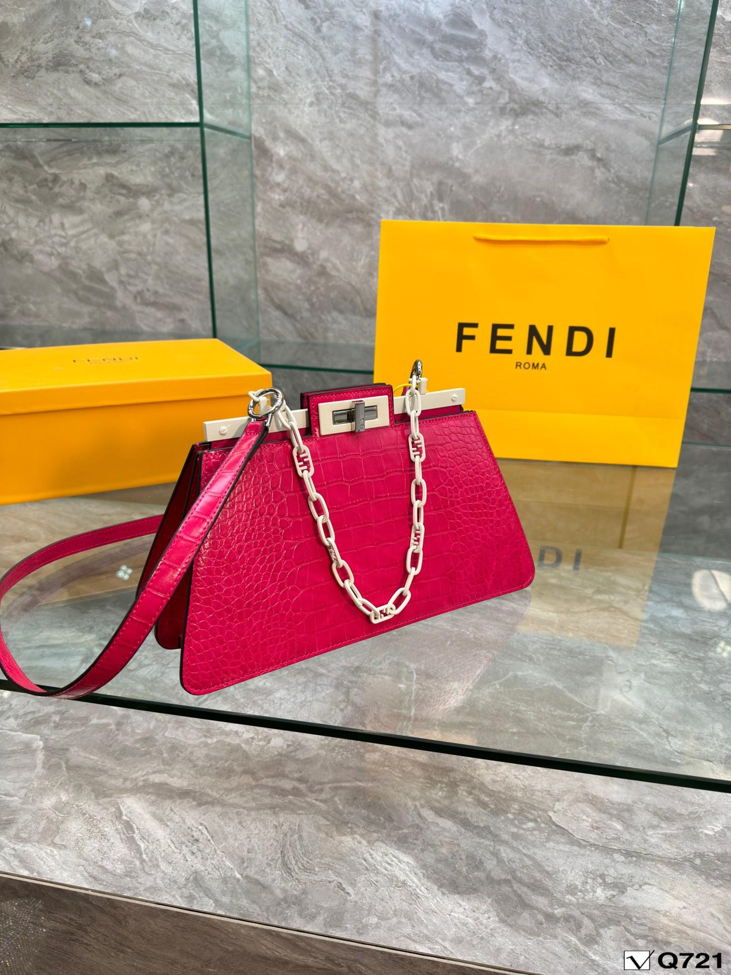Replica Fendi Bag  30*15CM