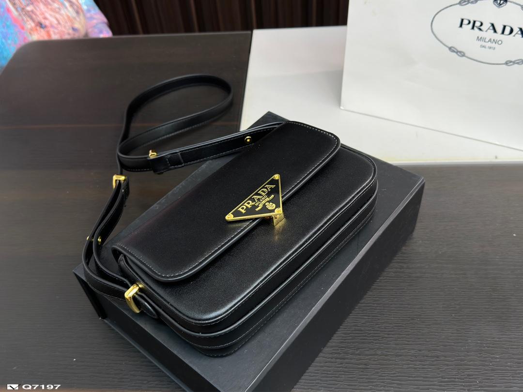 Replica Prada Bag 21*13CM