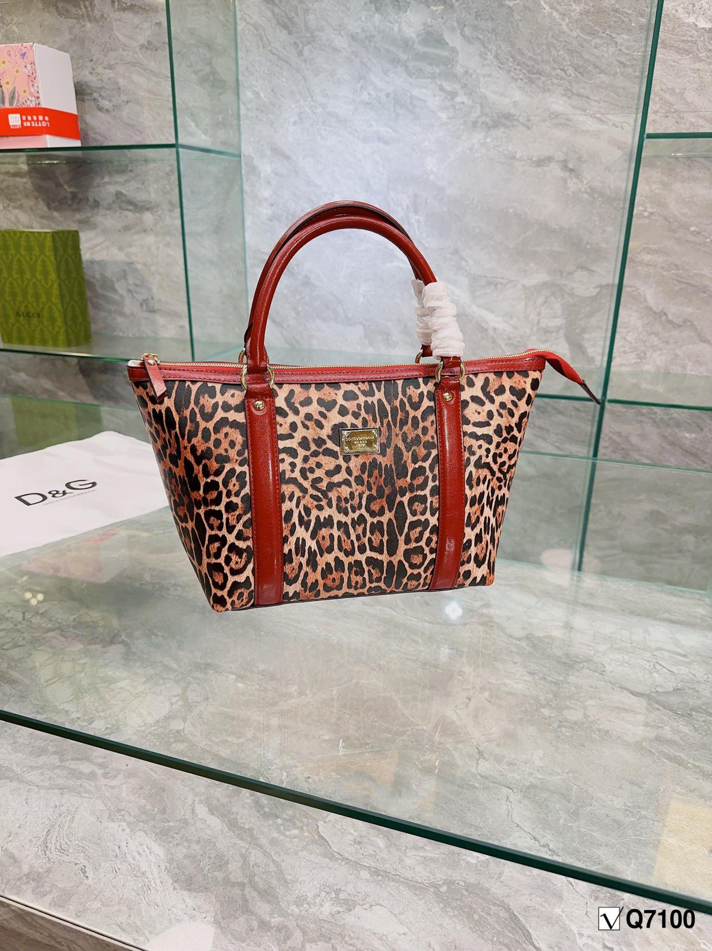 Replica Dolce Gabbana Bag  26*37*21CM