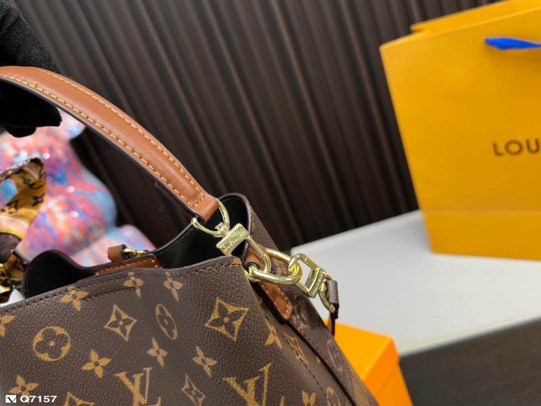 Replica Louis Vuitton Bag 20*19CM
