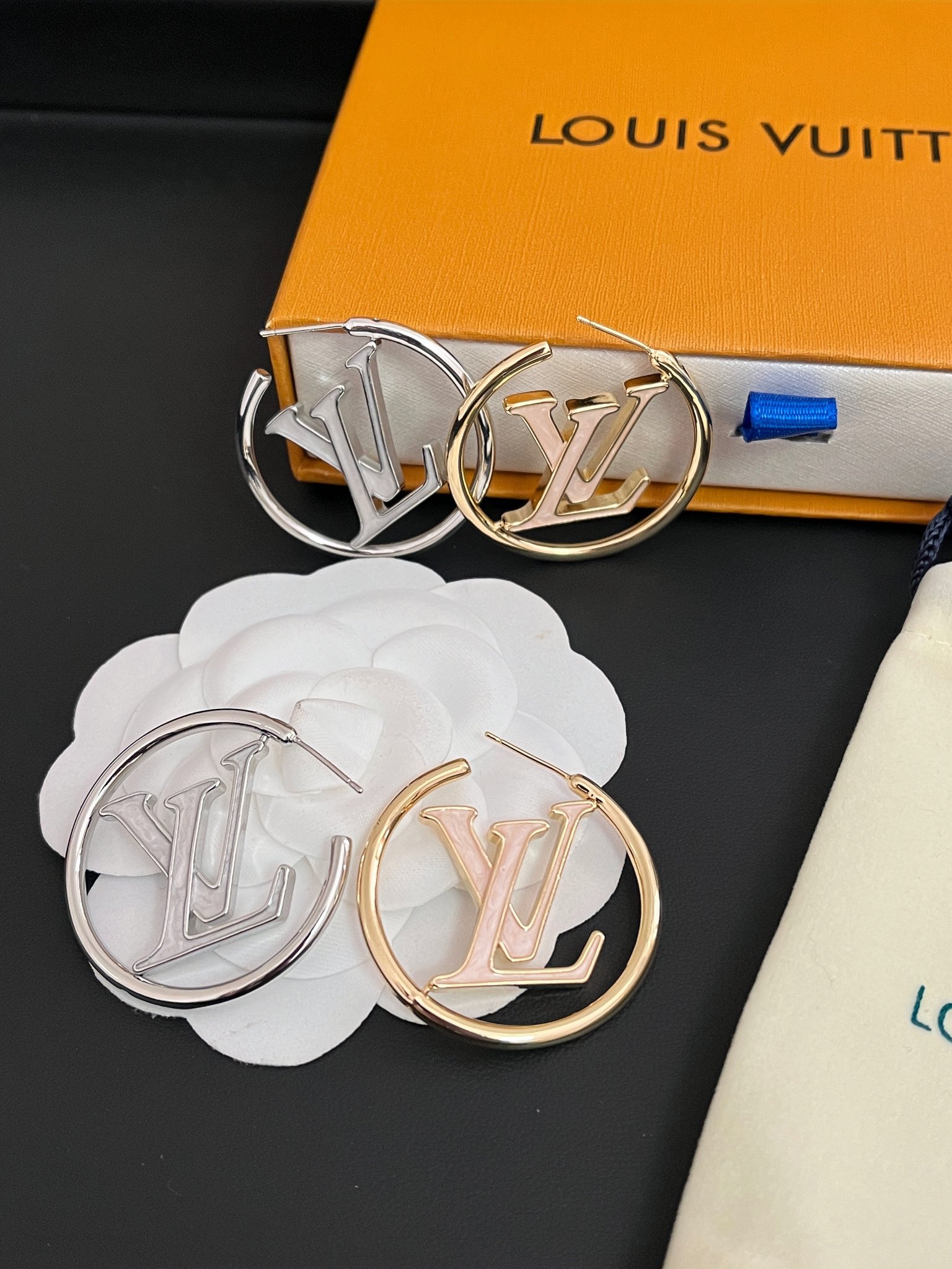 Replica LOUIS VUITTON Earring