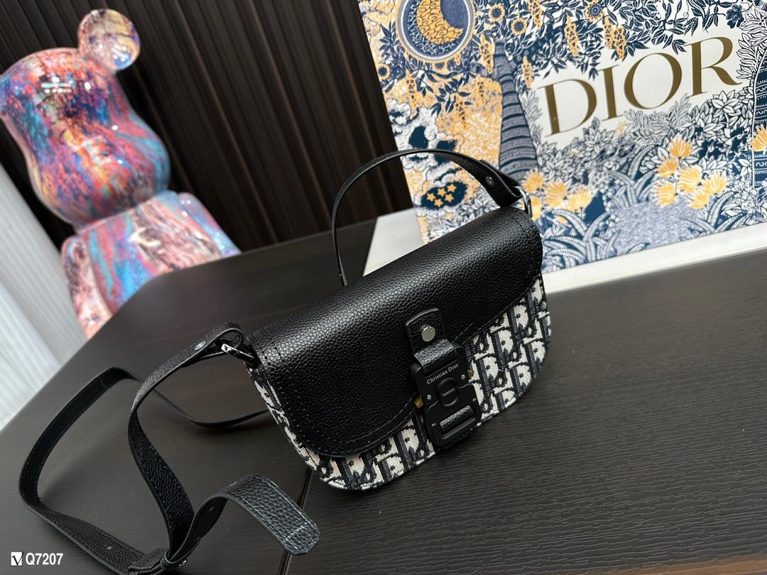 Replica Dior Bag 19*12CM