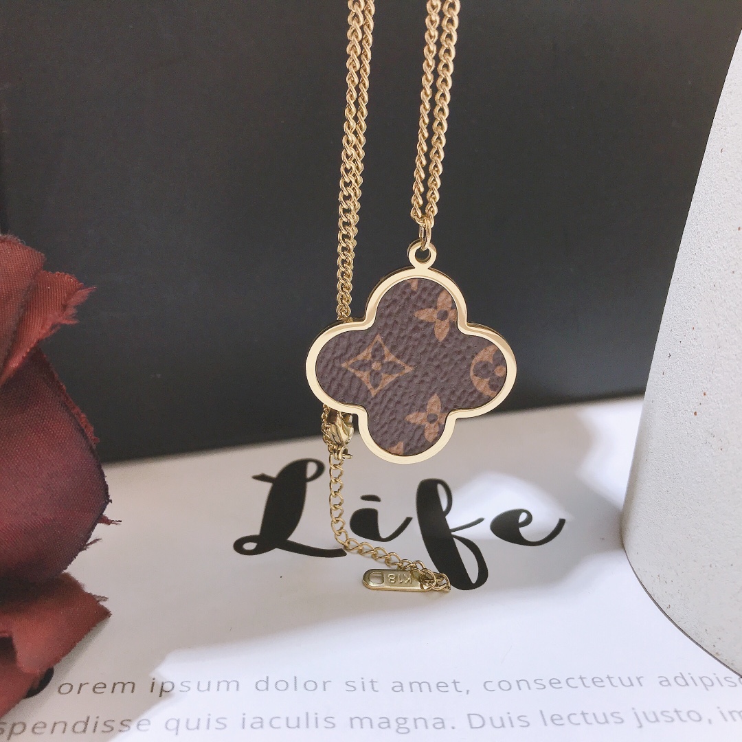 Replica LOUIS VUITTON Necklace