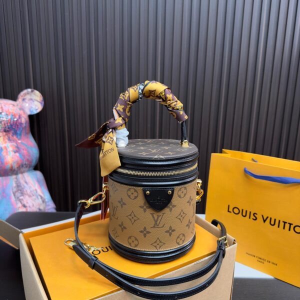 Replica Louis Vuitton Bag 15*14*17CM