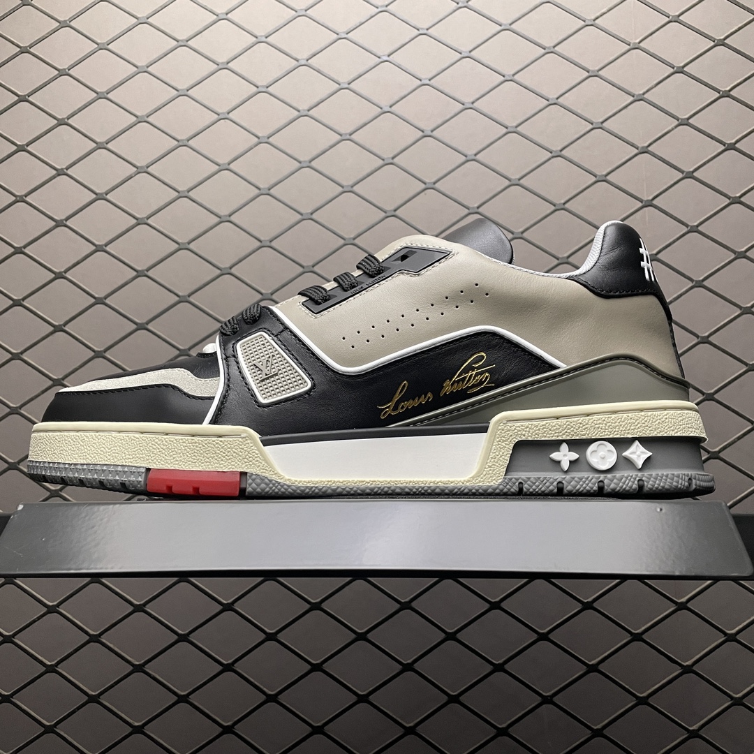 Replica Louis Vuitton Shoe Louis Vuitton LV Trainer Size 38-45 Black Brown