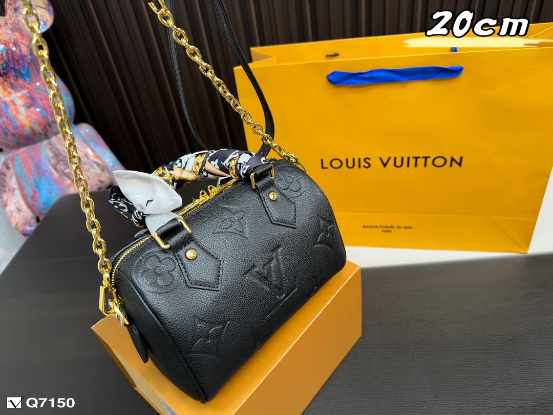 Replica Louis Vuitton Bag 13*CM