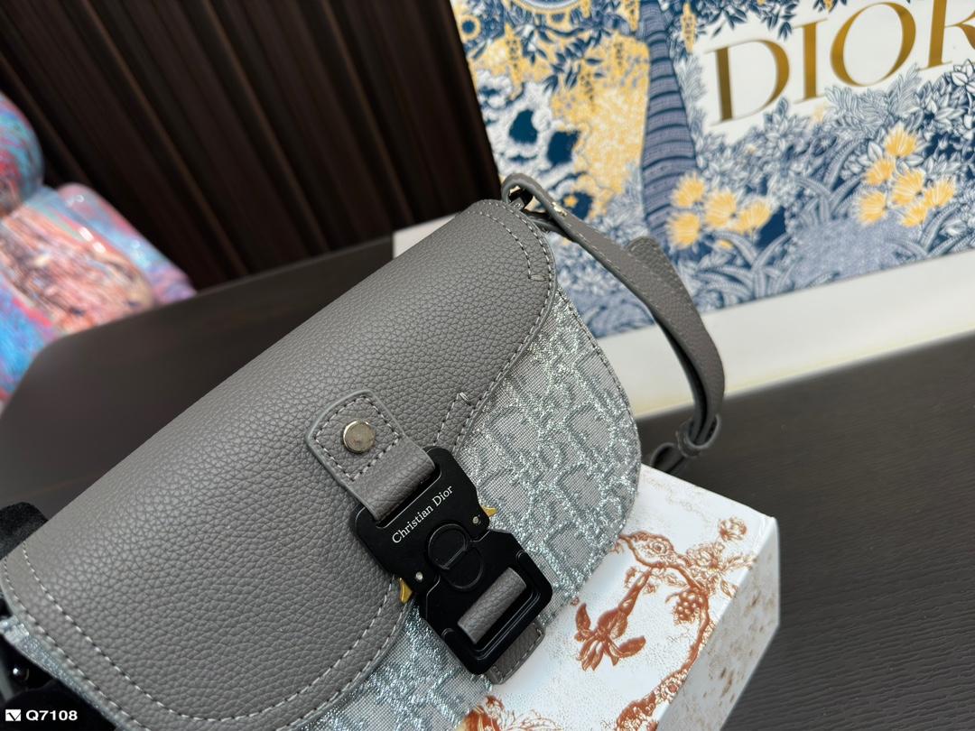 Replica Dior Bag 13*19CM