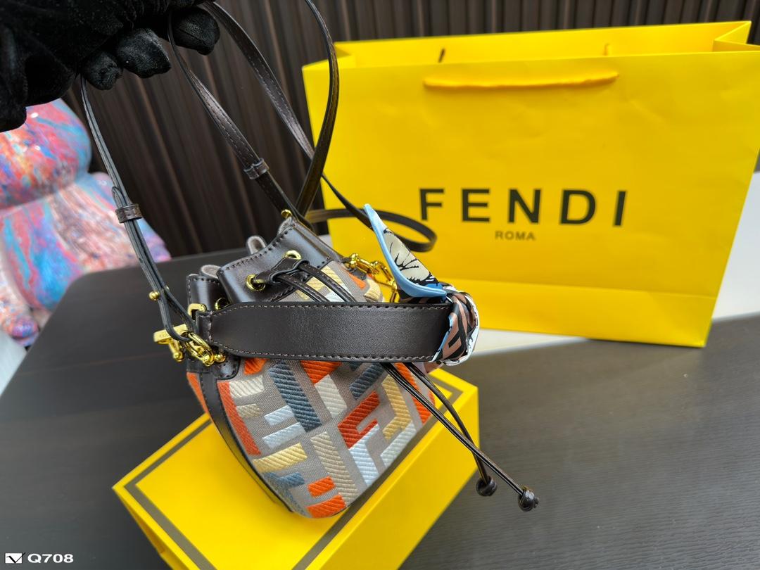 Replica Fendi Bag 12*17CM