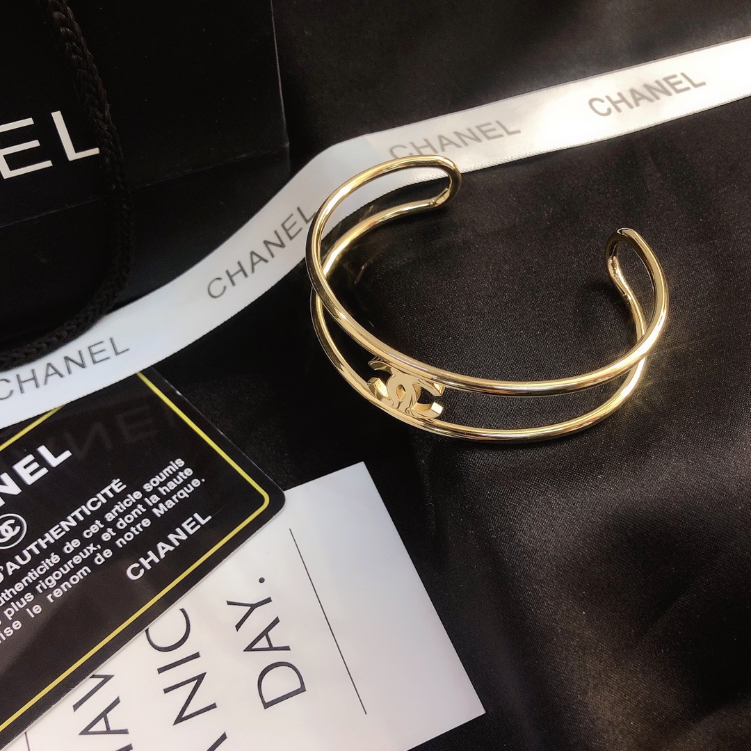 Replica CHANEL Bangle